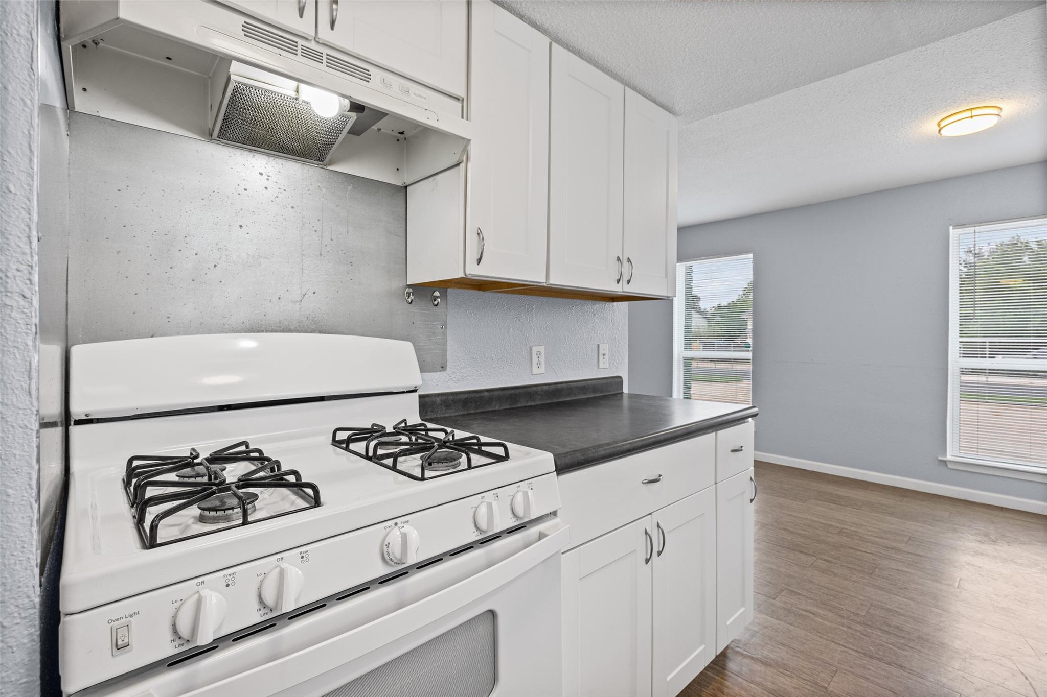 2615 Ektom Dr # A, Austin, TX 78745
