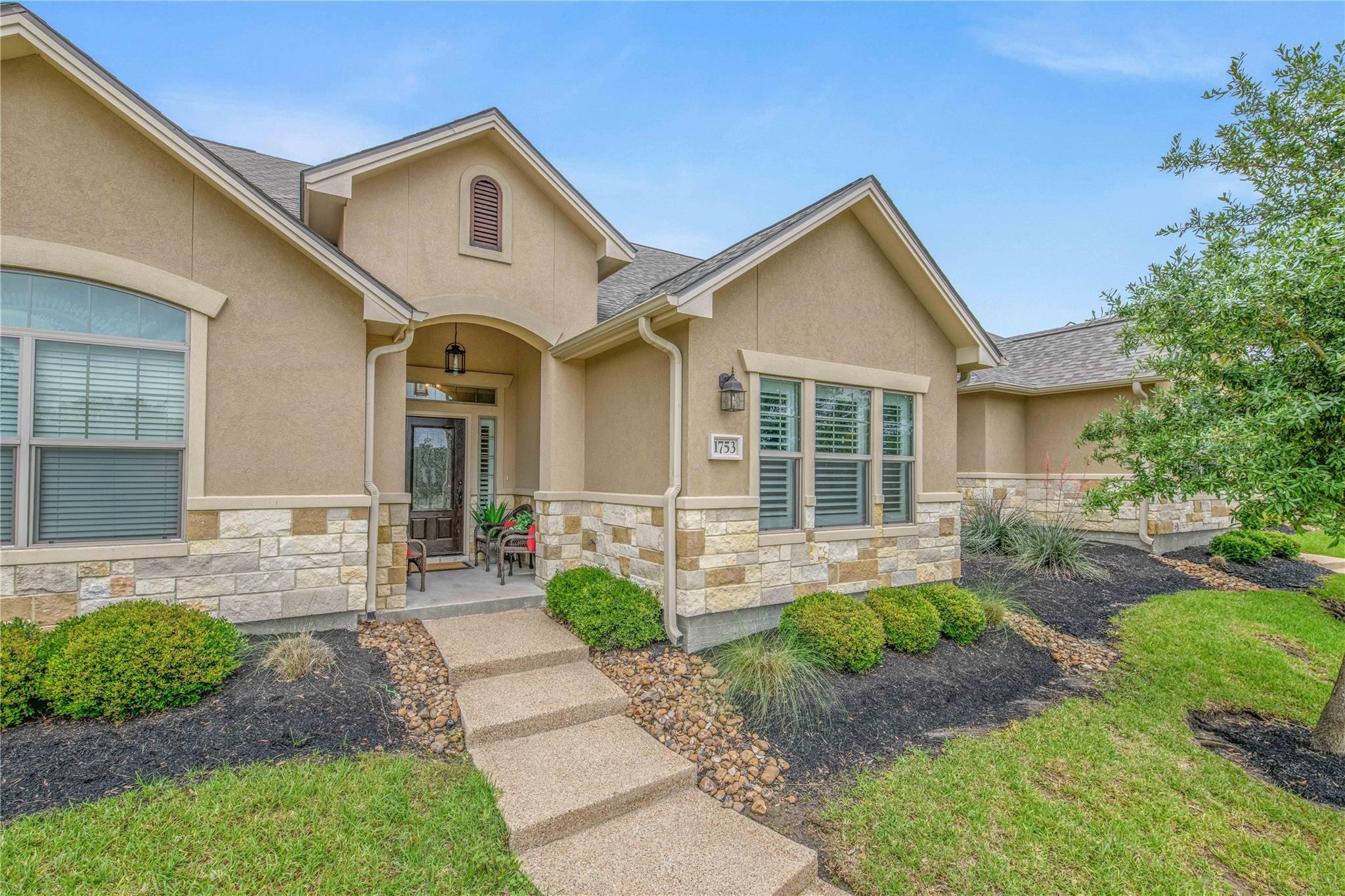 1753 Summit Crossing Ln, College Station, TX 77845