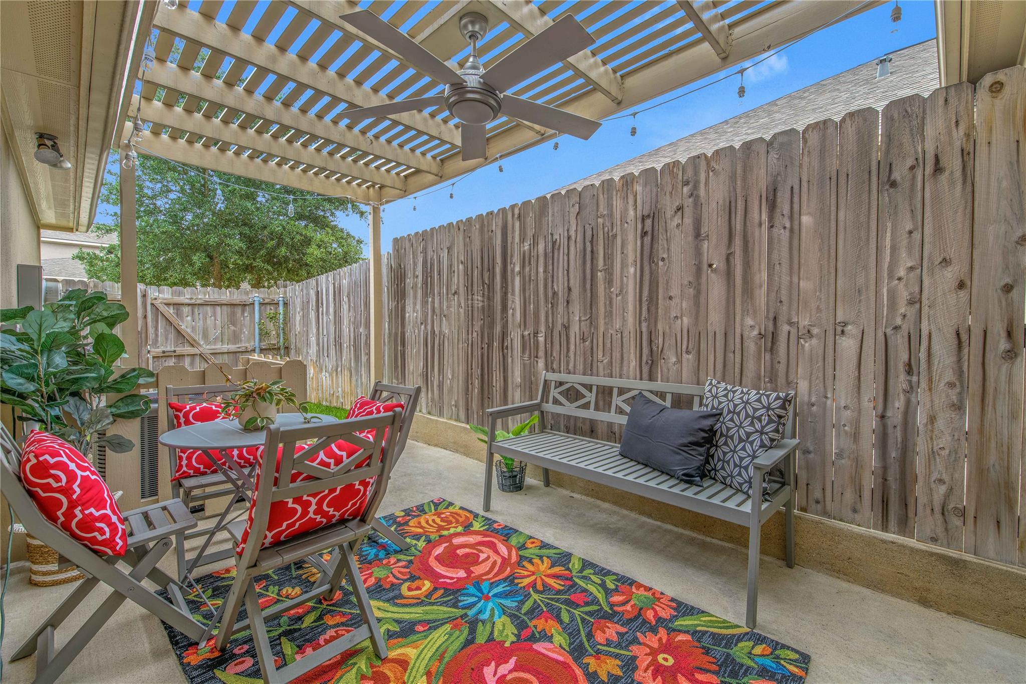 1753 Summit Crossing Ln, College Station, TX 77845