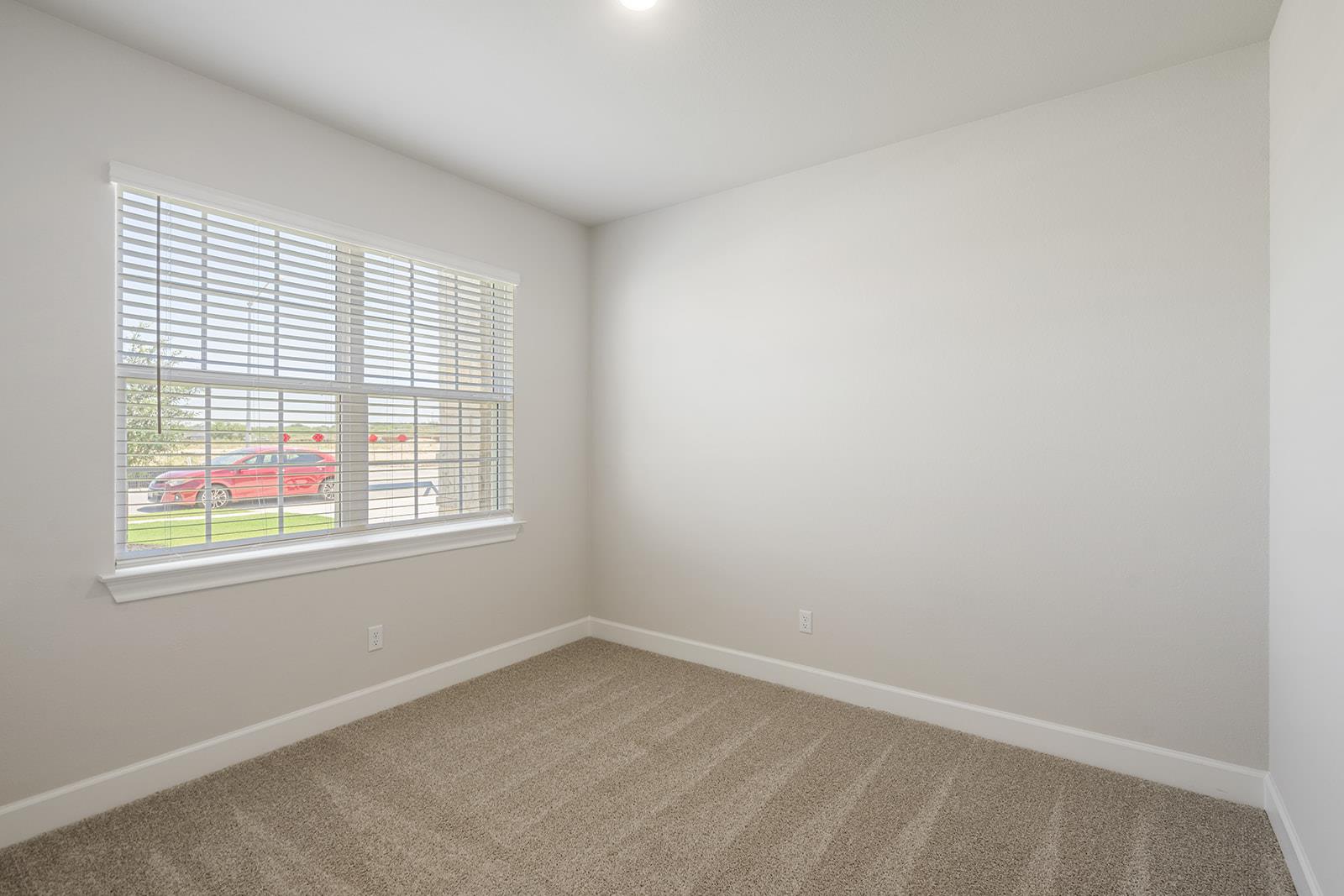 517 West Luna Blue Ln, Jarrell, TX 76537