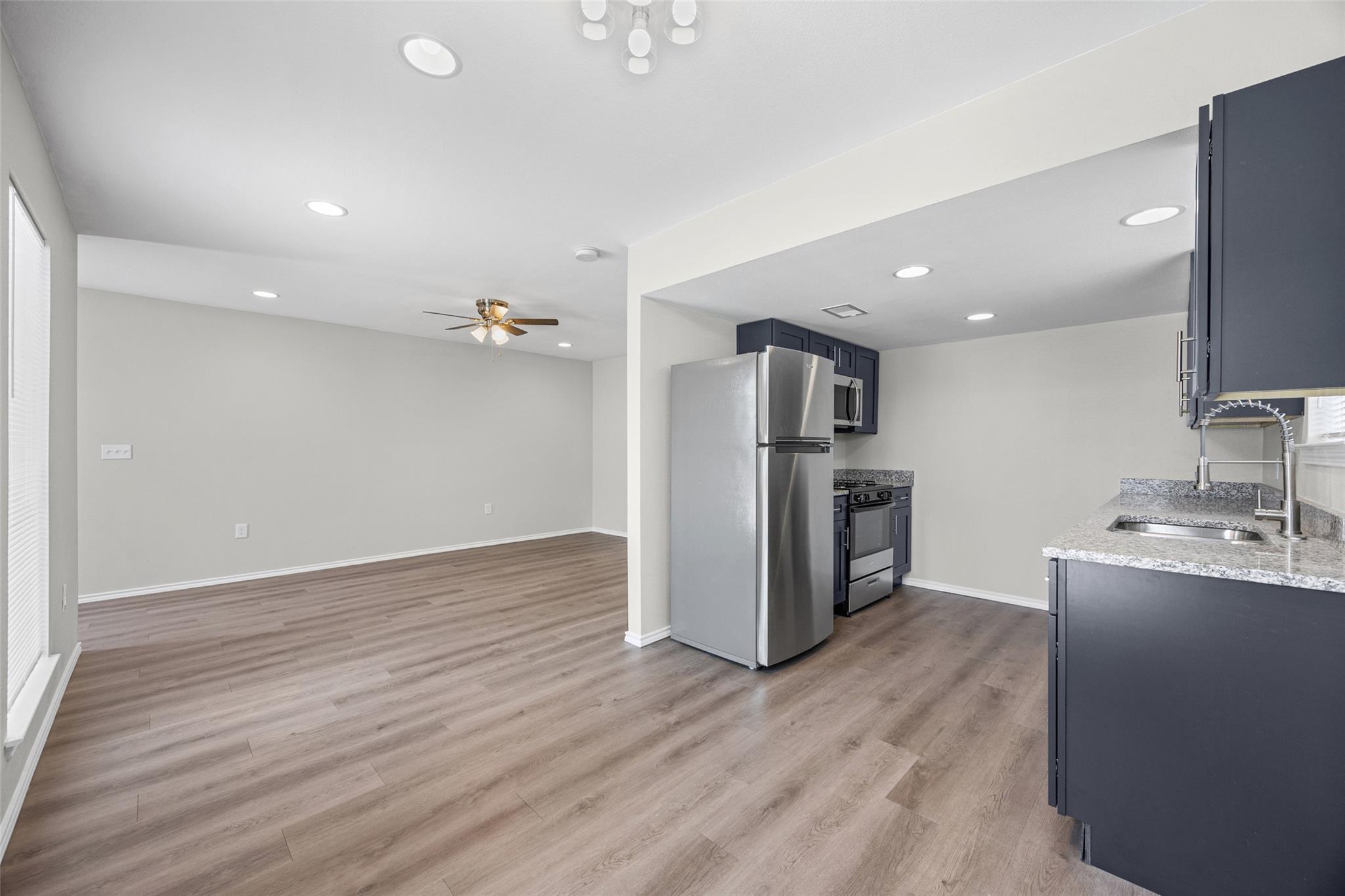 2615 Ektom Dr # B, Austin, TX 78745