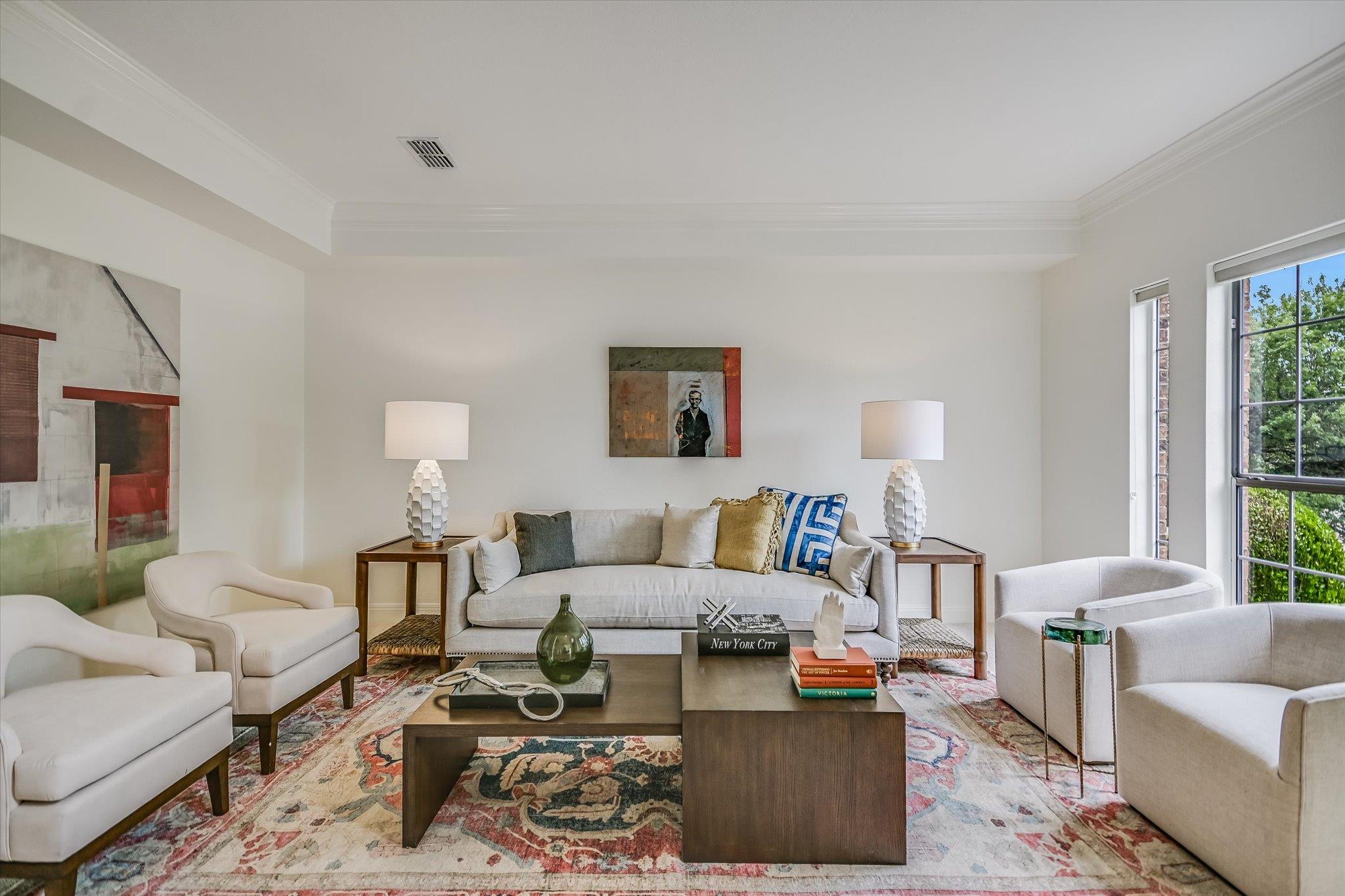 4028 Walnut Clay Dr, Austin, TX 78731