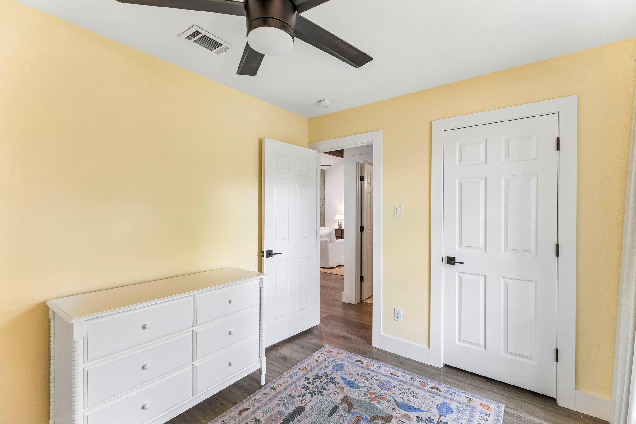 7308 Saffron St, Austin, TX 78749