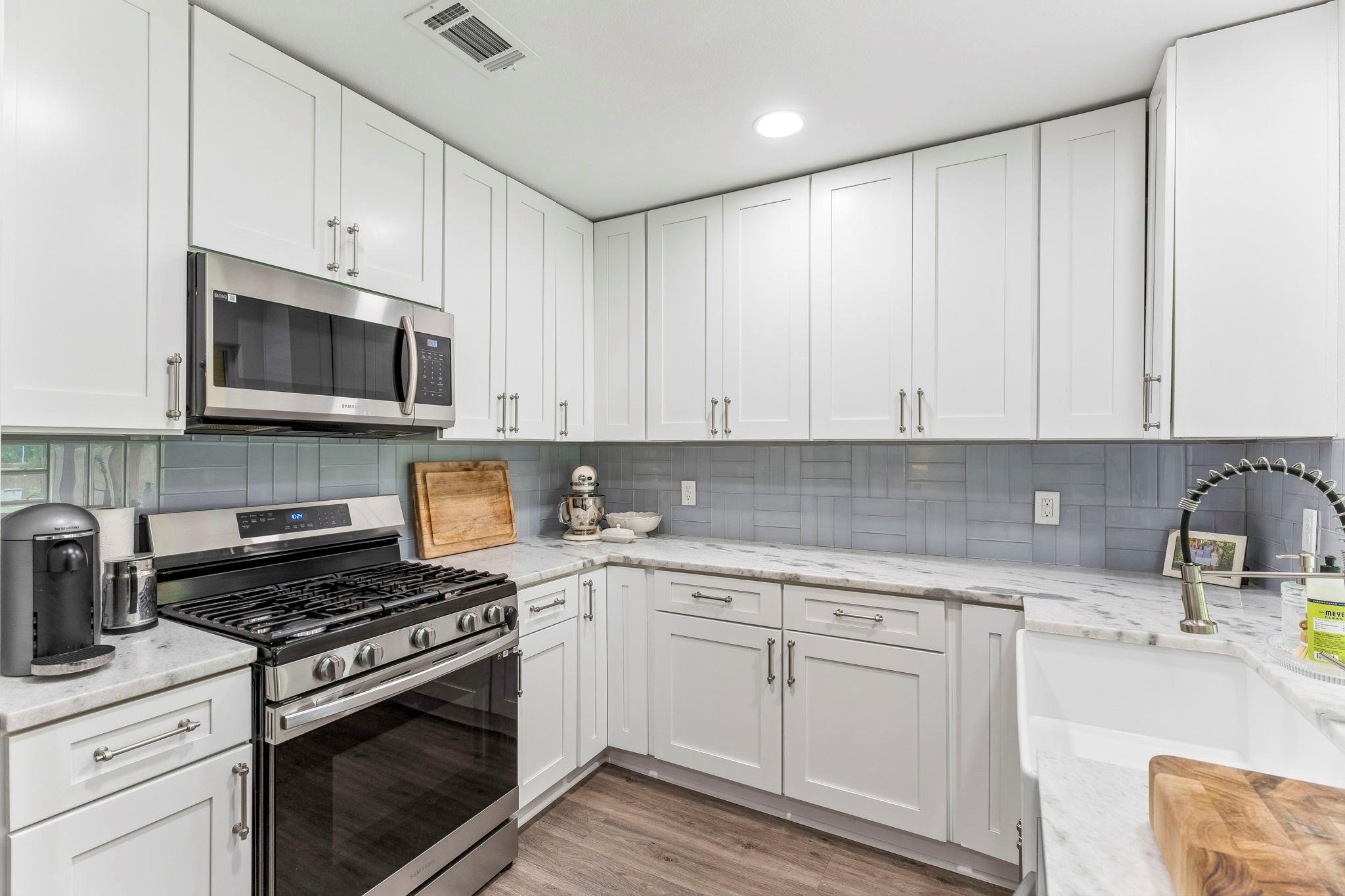 7308 Saffron St, Austin, TX 78749