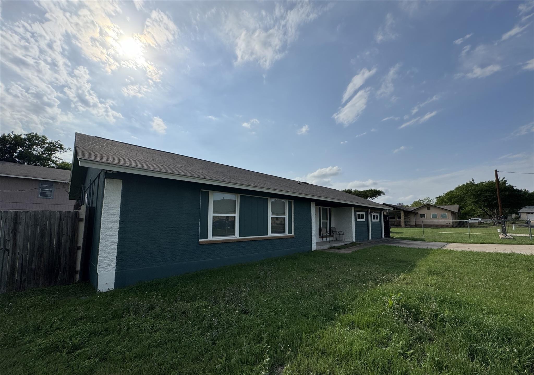 3520 Roanoke Dr, Cedar Park, TX 78613