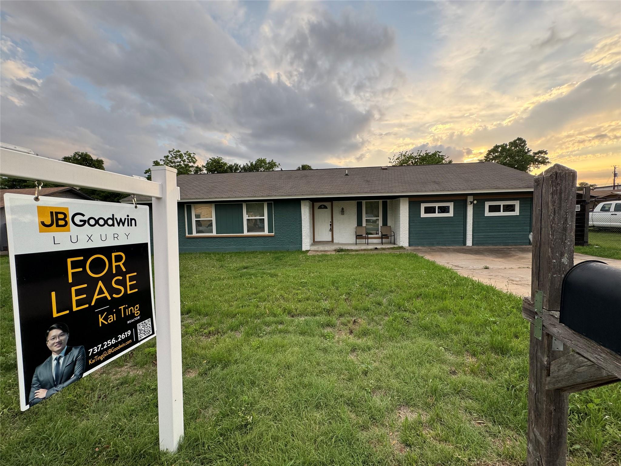 3520 Roanoke Dr, Cedar Park, TX 78613