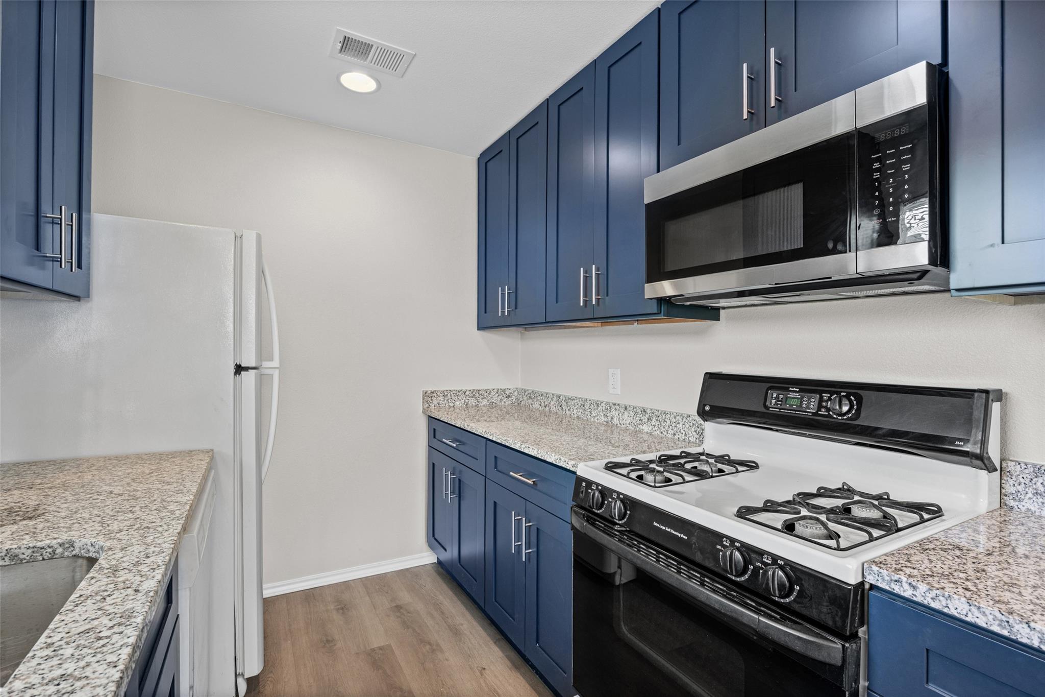 2615 Ektom Dr # C, Austin, TX 78745