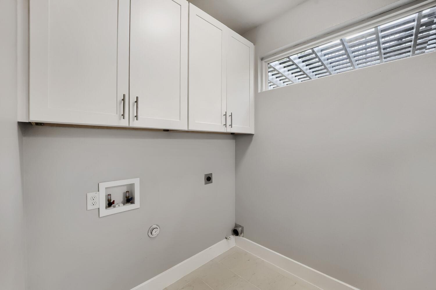 1126 Lott Ave # B, Austin, TX 78721