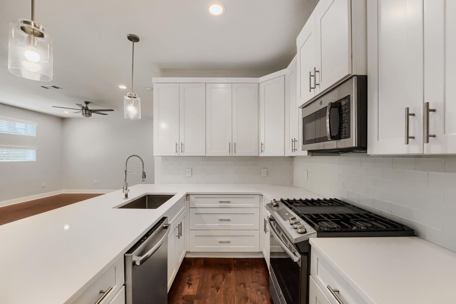 1126 Lott Ave # B, Austin, TX 78721