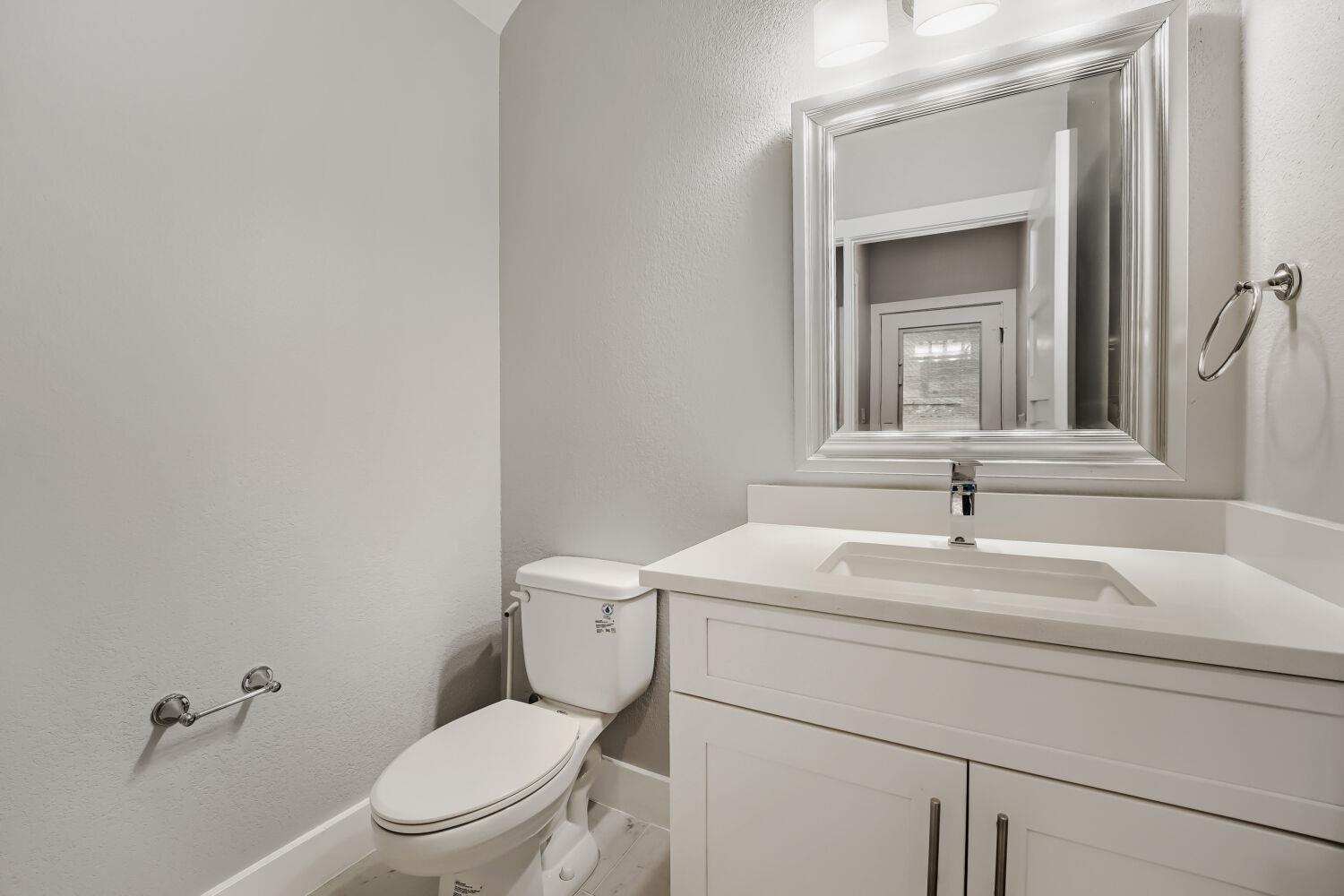 1126 Lott Ave # B, Austin, TX 78721