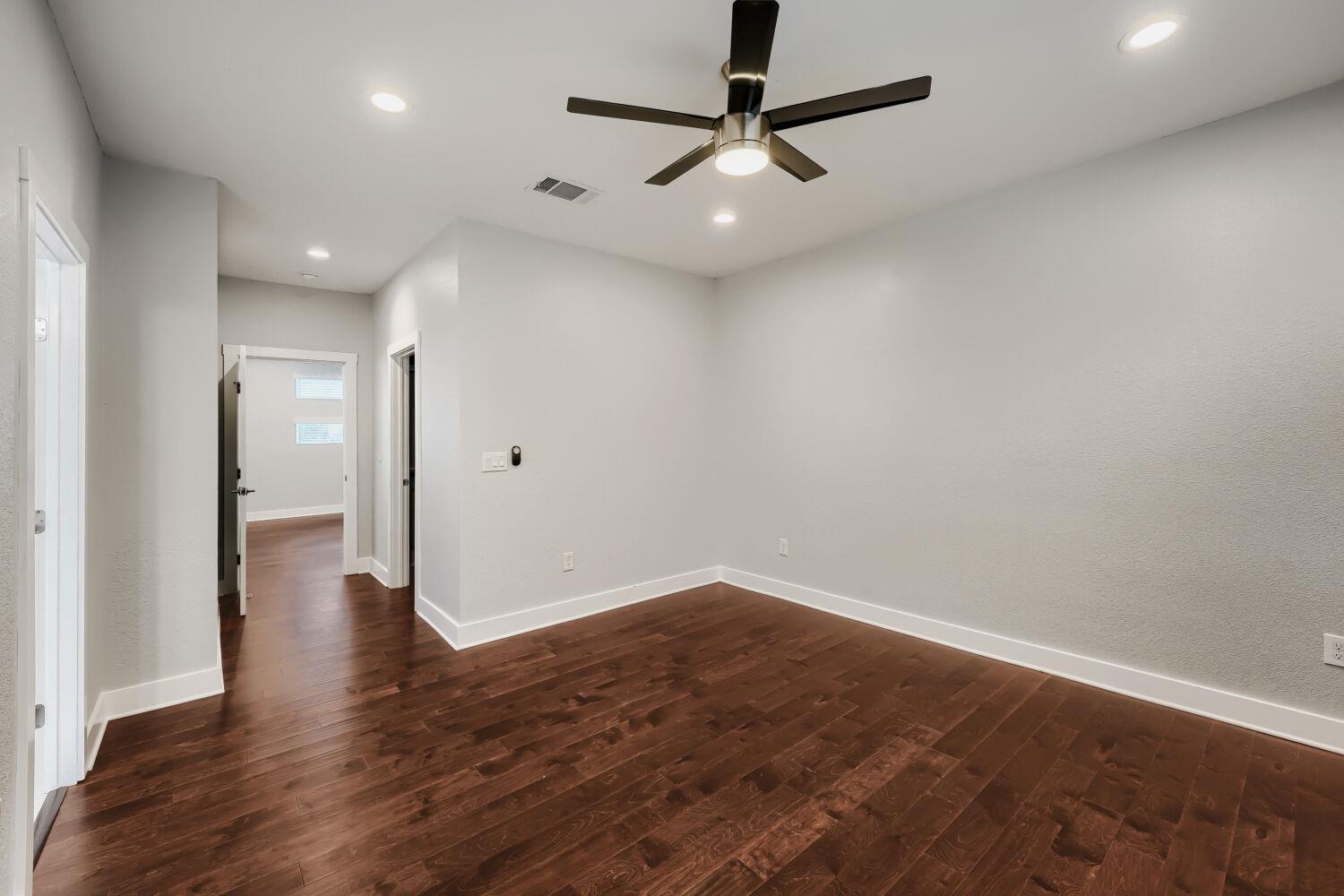 1126 Lott Ave # B, Austin, TX 78721