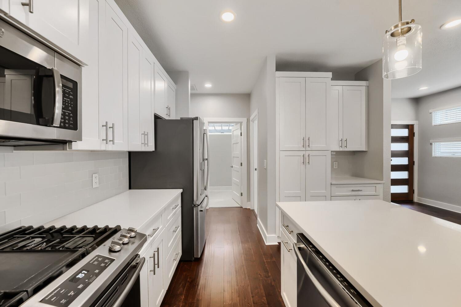 1126 Lott Ave # B, Austin, TX 78721