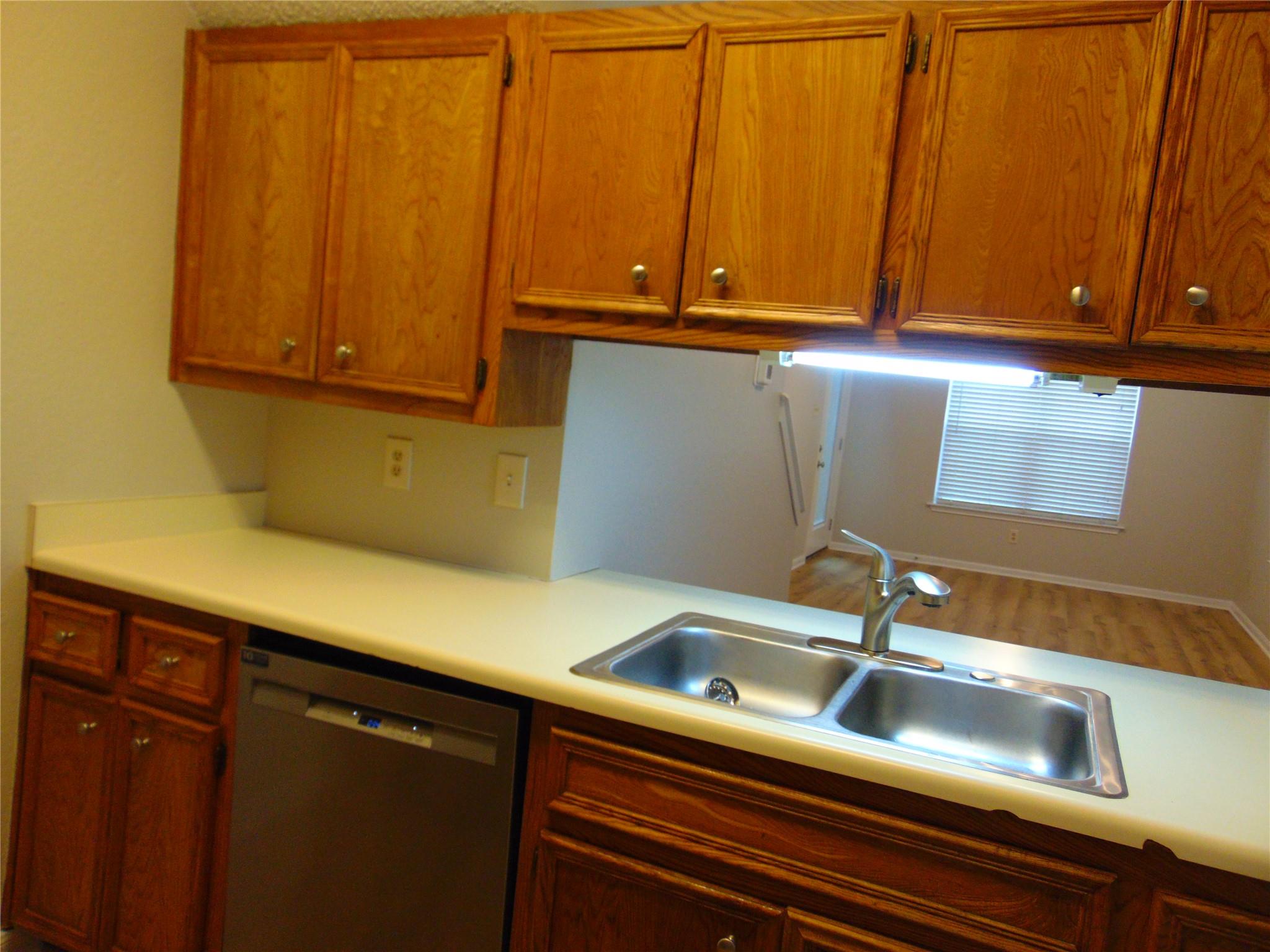 2508 Enfield Rd # 8, Austin, TX 78703