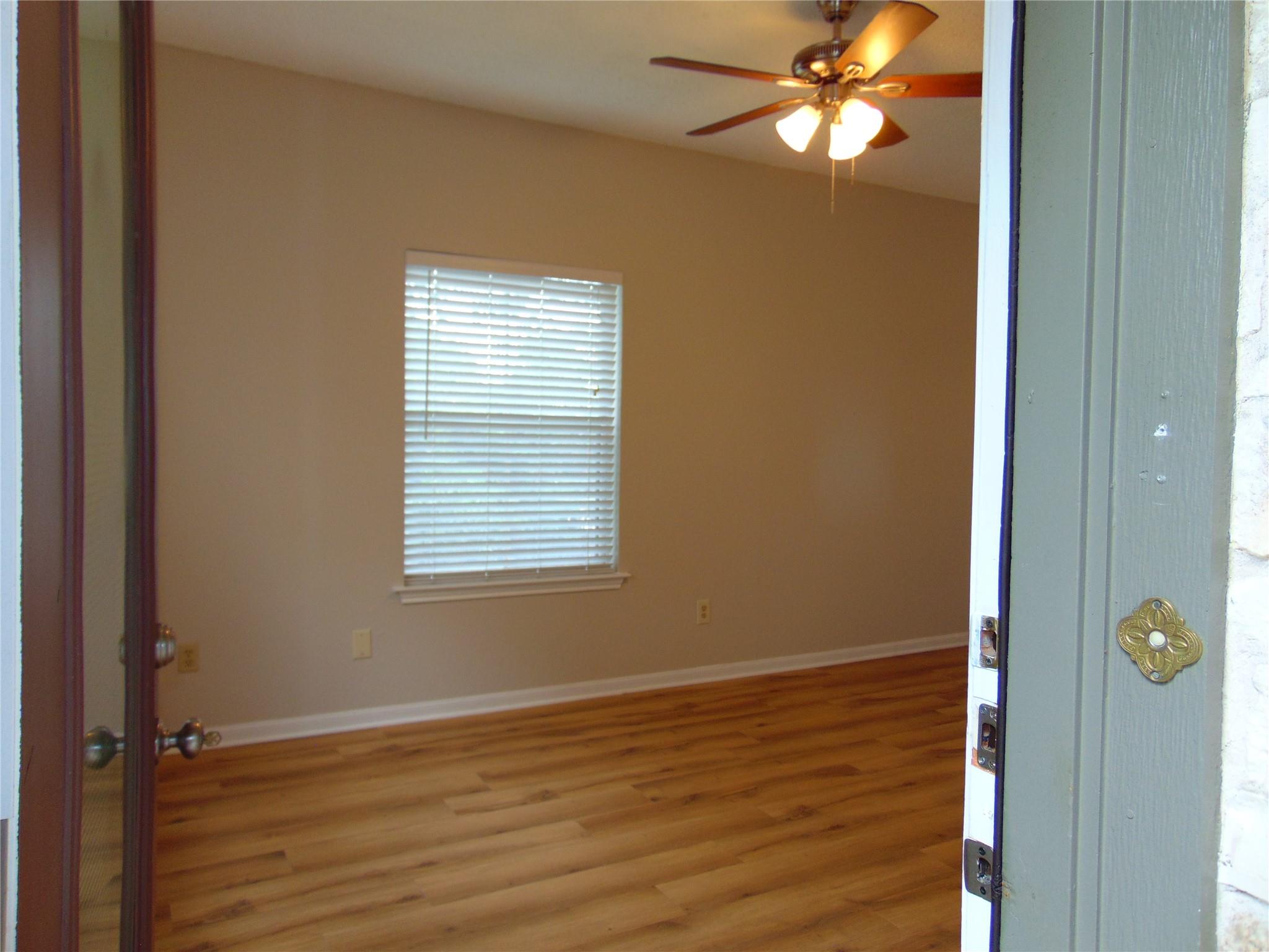 2508 Enfield Rd # 8, Austin, TX 78703