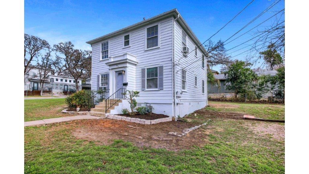 3211 Tom Green St, Austin, TX 78705