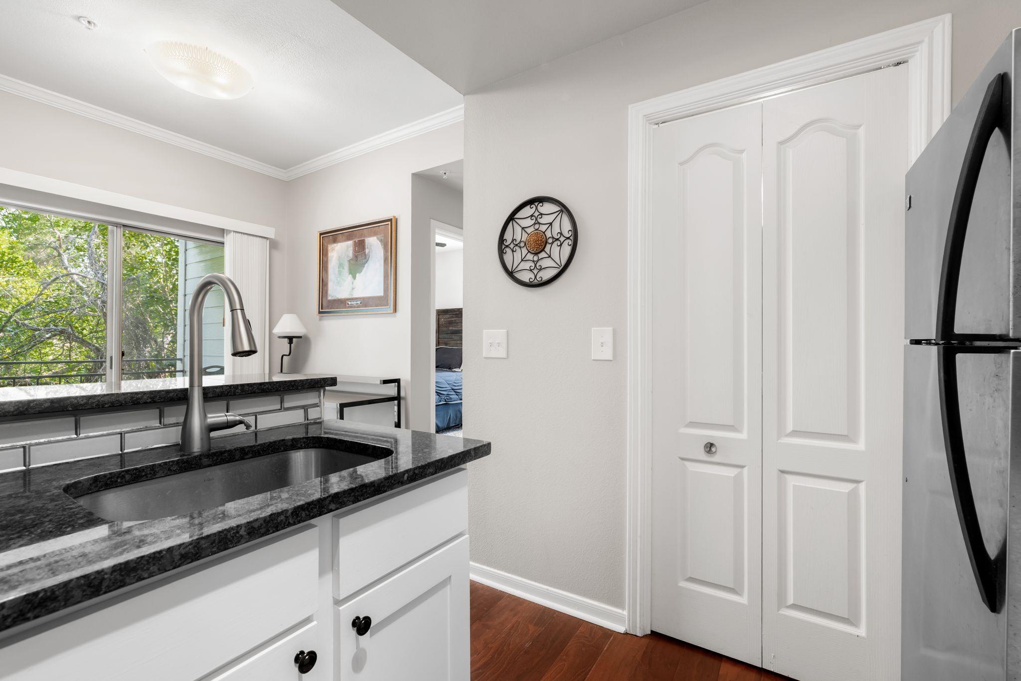 6000 Shepherd Mountain Cv # 219, Austin, TX 78730