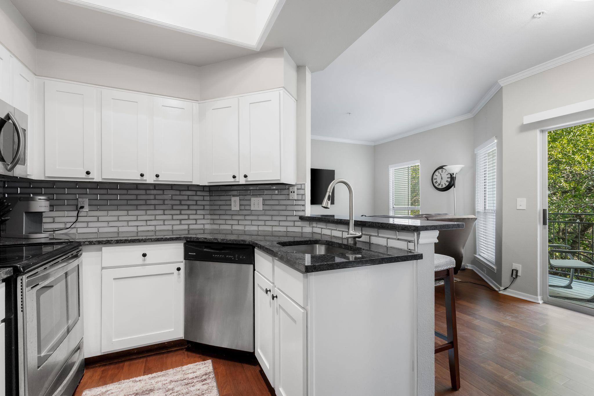 6000 Shepherd Mountain Cv # 219, Austin, TX 78730
