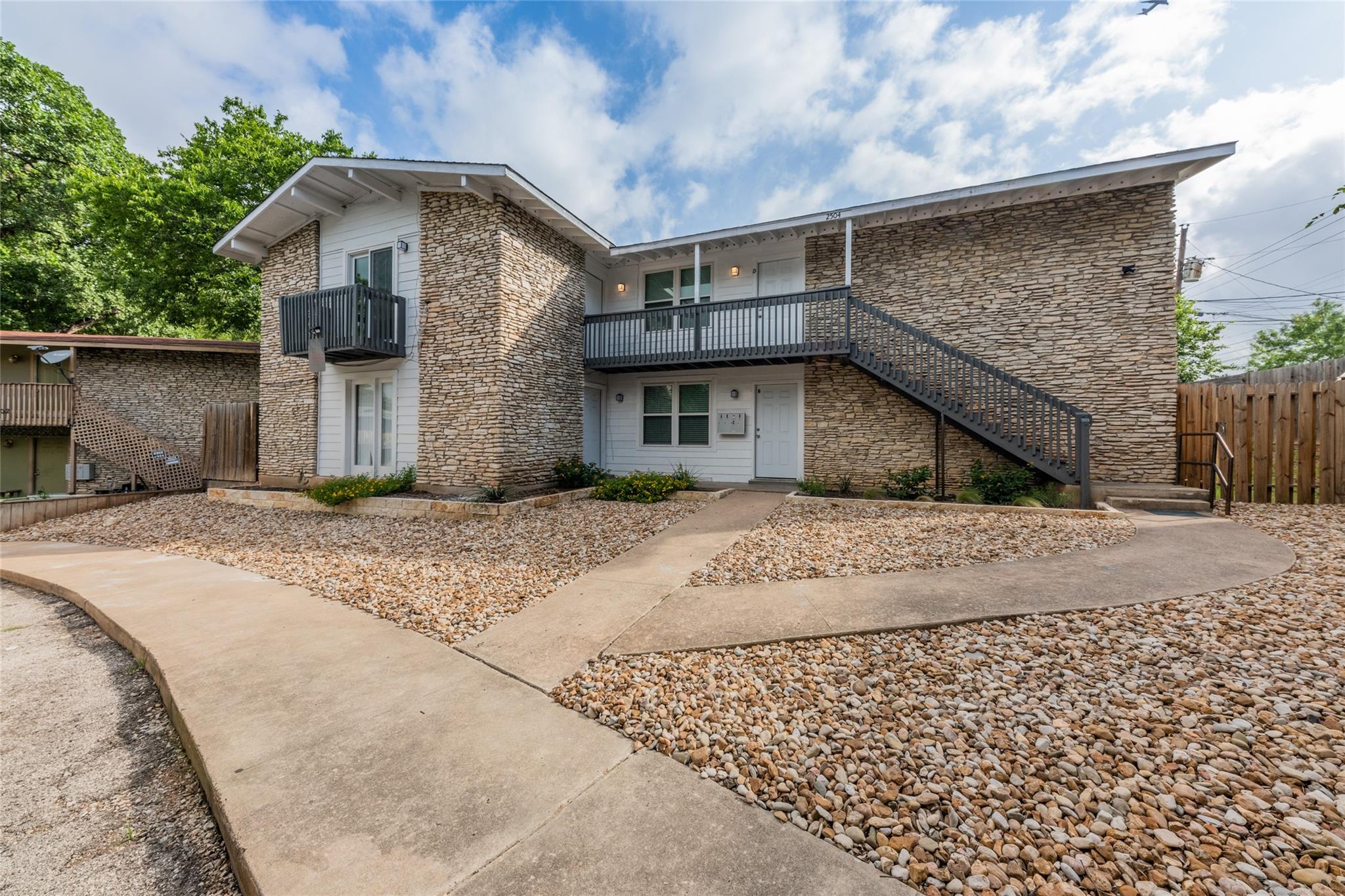 2504 Manor Cir # C, Austin, TX 78723