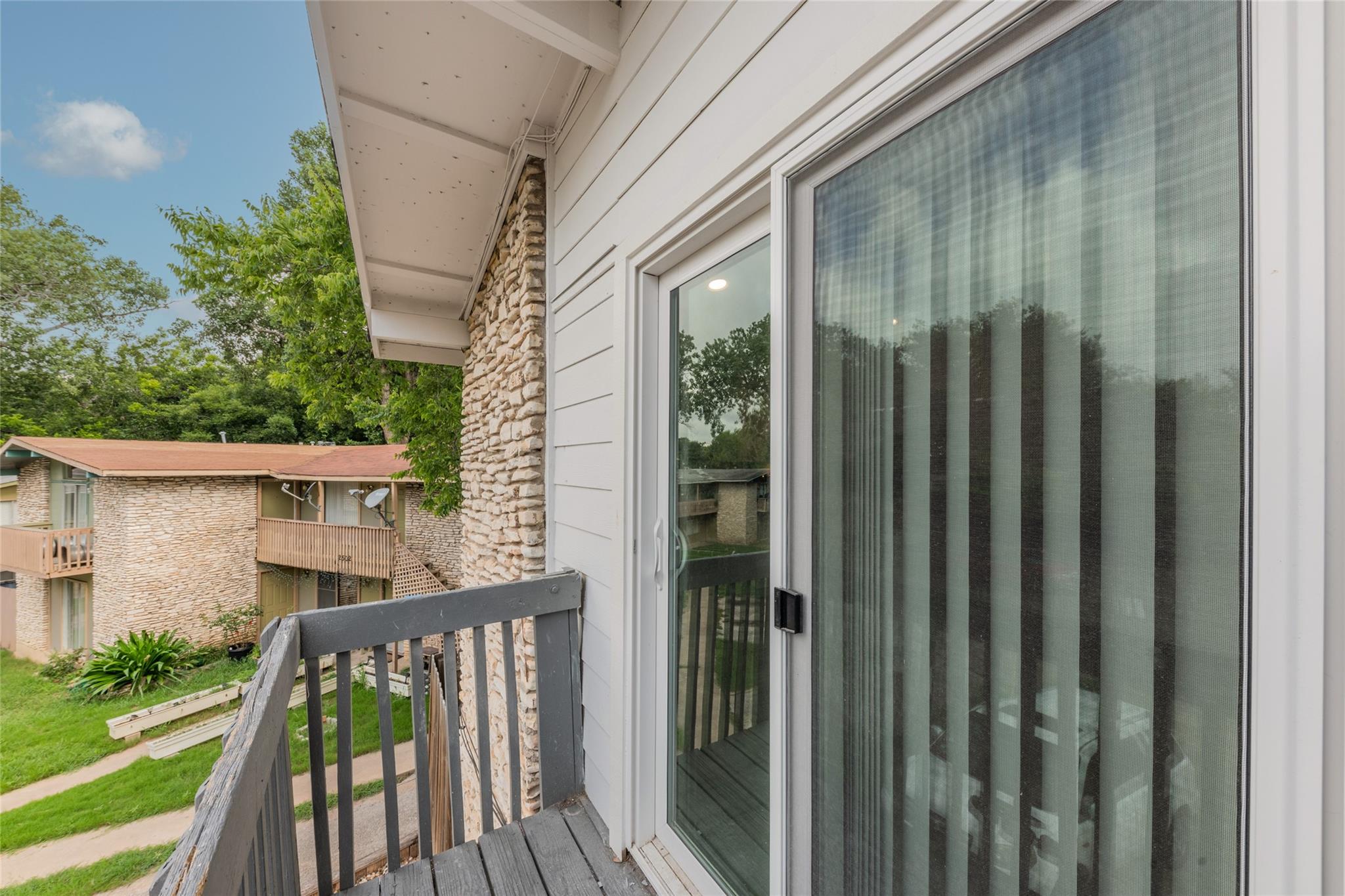 2504 Manor Cir # C, Austin, TX 78723