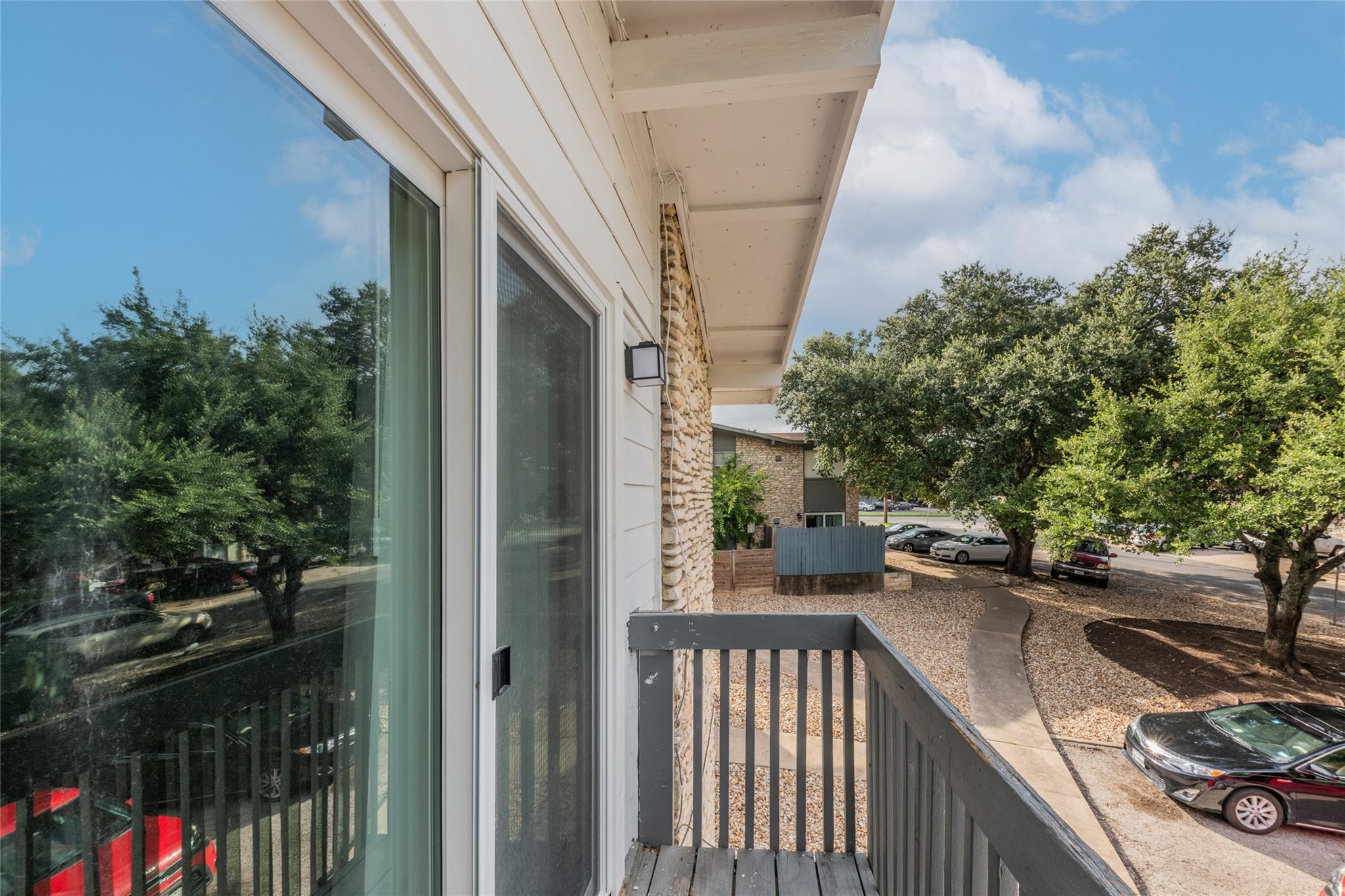2504 Manor Cir # C, Austin, TX 78723