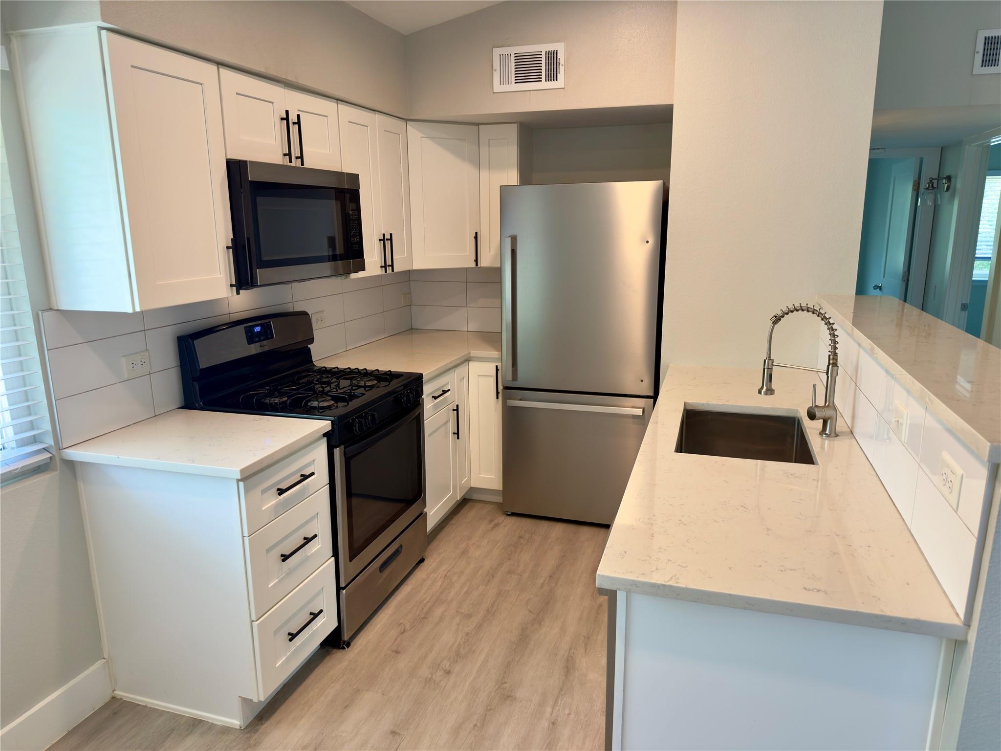 2504 Manor Cir # C, Austin, TX 78723