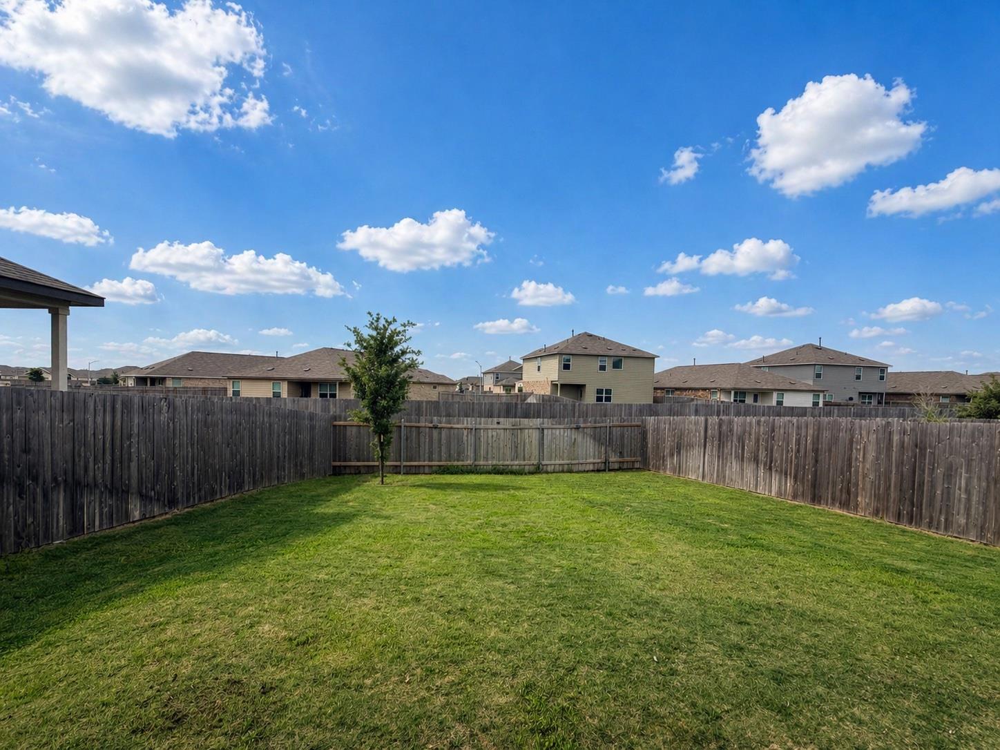 400 Canley Loop, Hutto, TX 78634