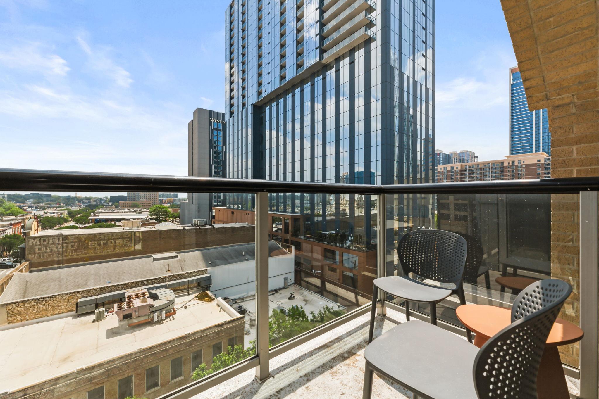 119 E 6th St # 703, Austin, TX 78701