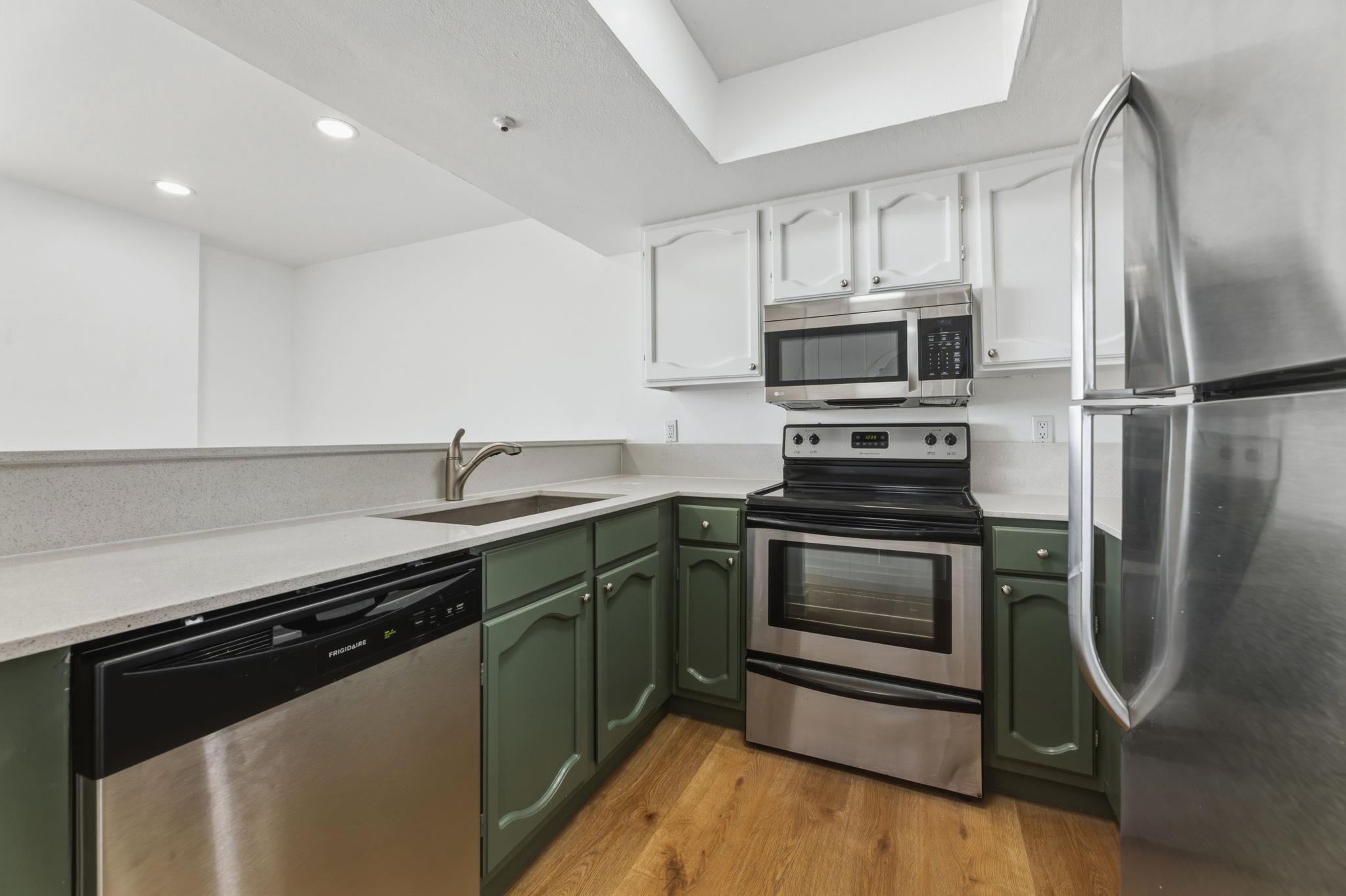 119 E 6th St # 703, Austin, TX 78701
