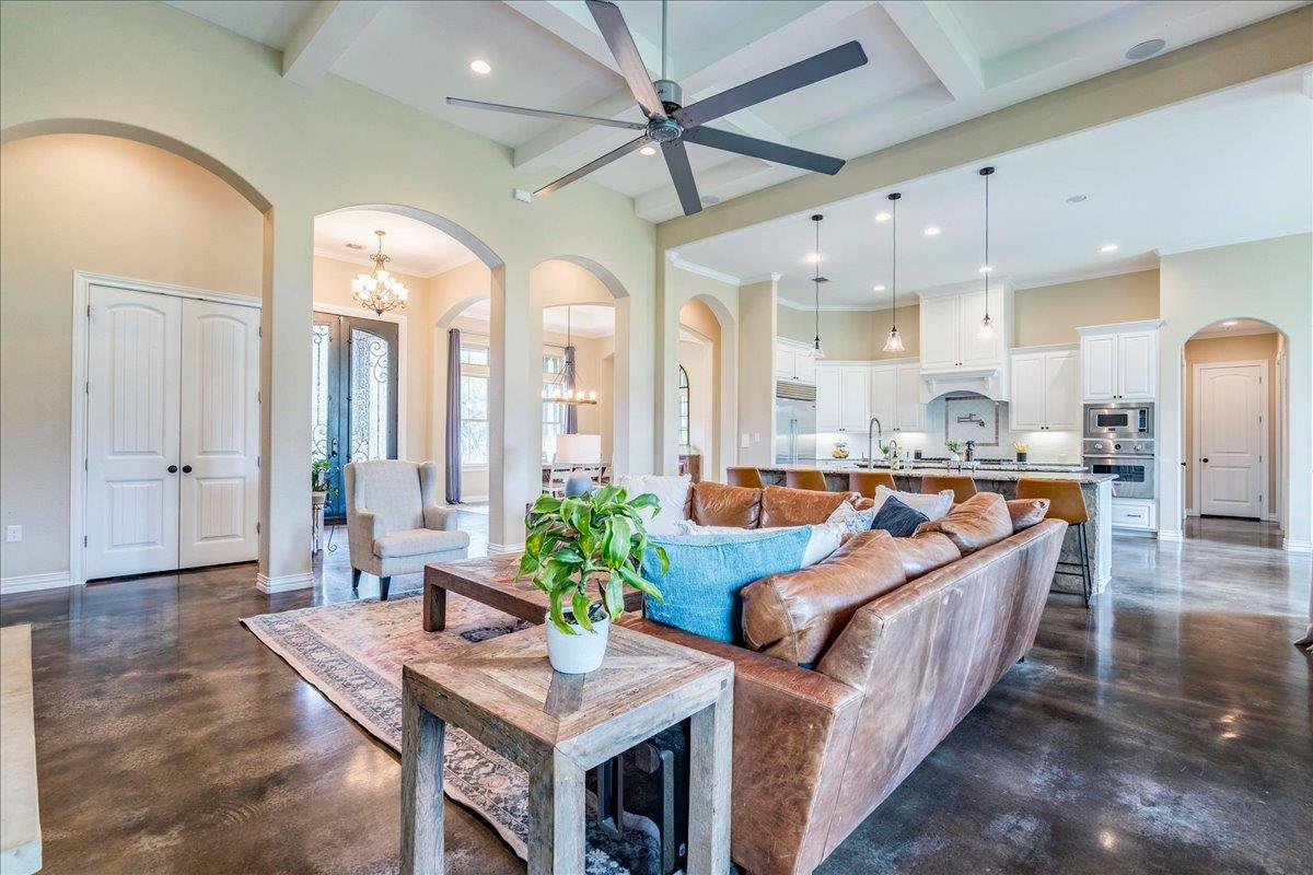 1006 Lone Star Dr, Cedar Park, TX 78613