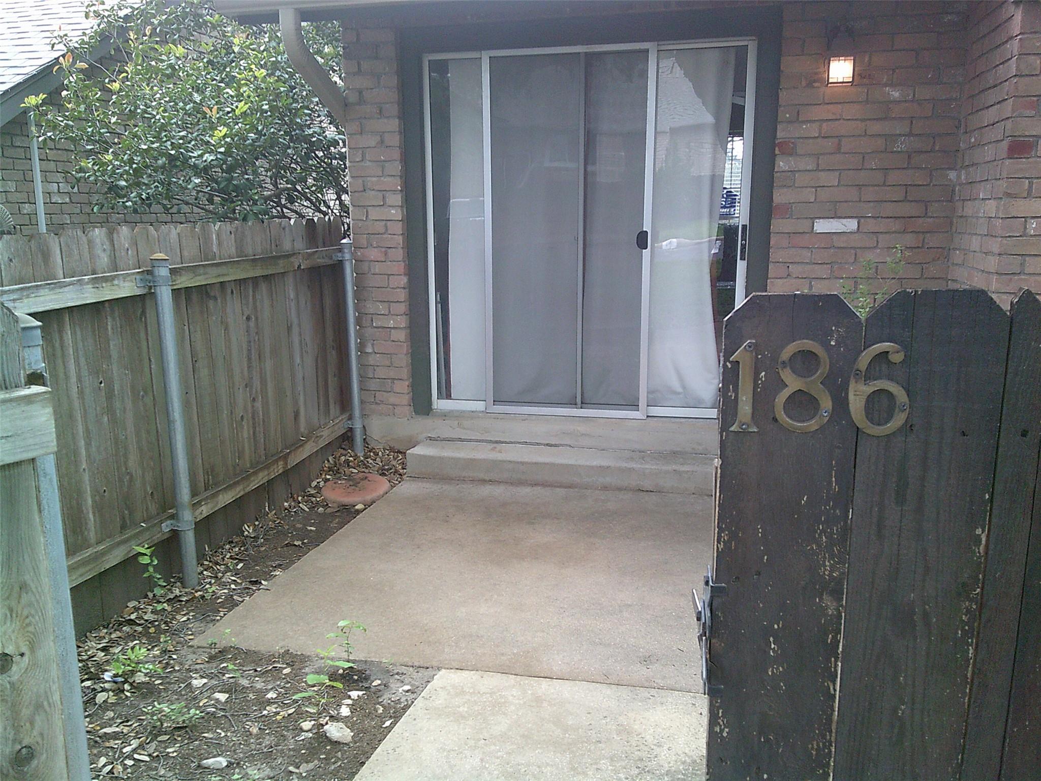 1015 E Yager Ln E # 186, Austin, TX 78753