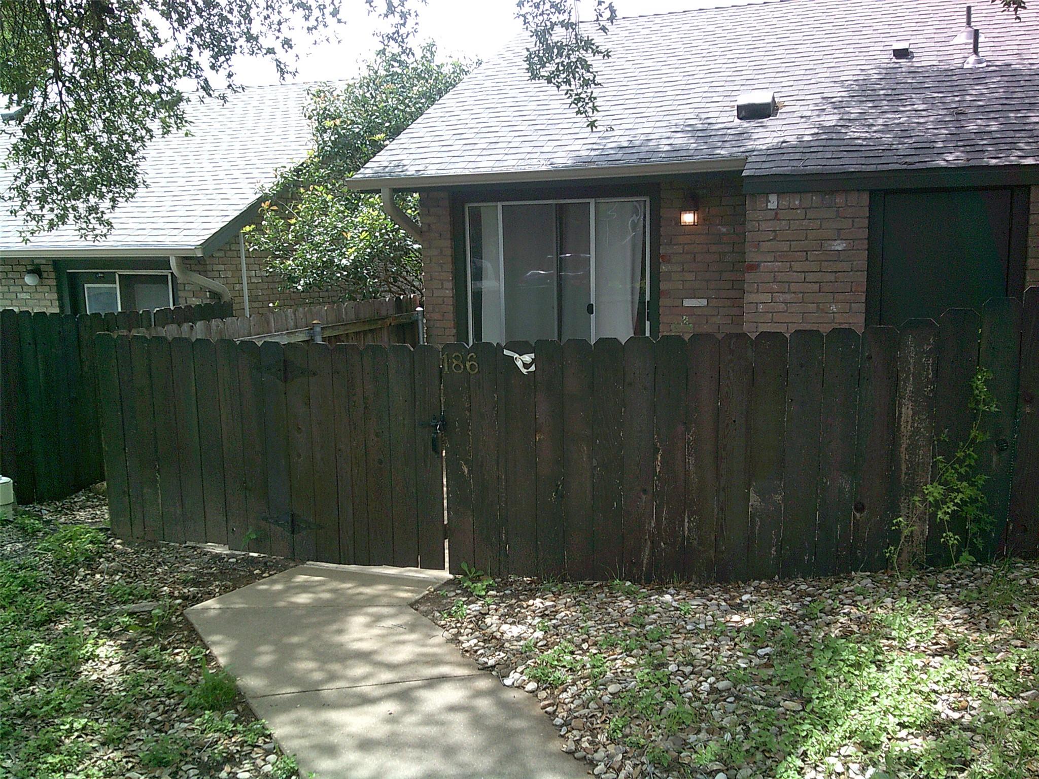 1015 E Yager Ln E # 186, Austin, TX 78753