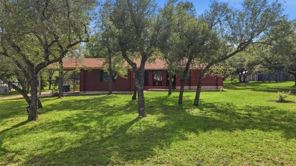 203 Shoal Dr, Georgetown, TX 78633