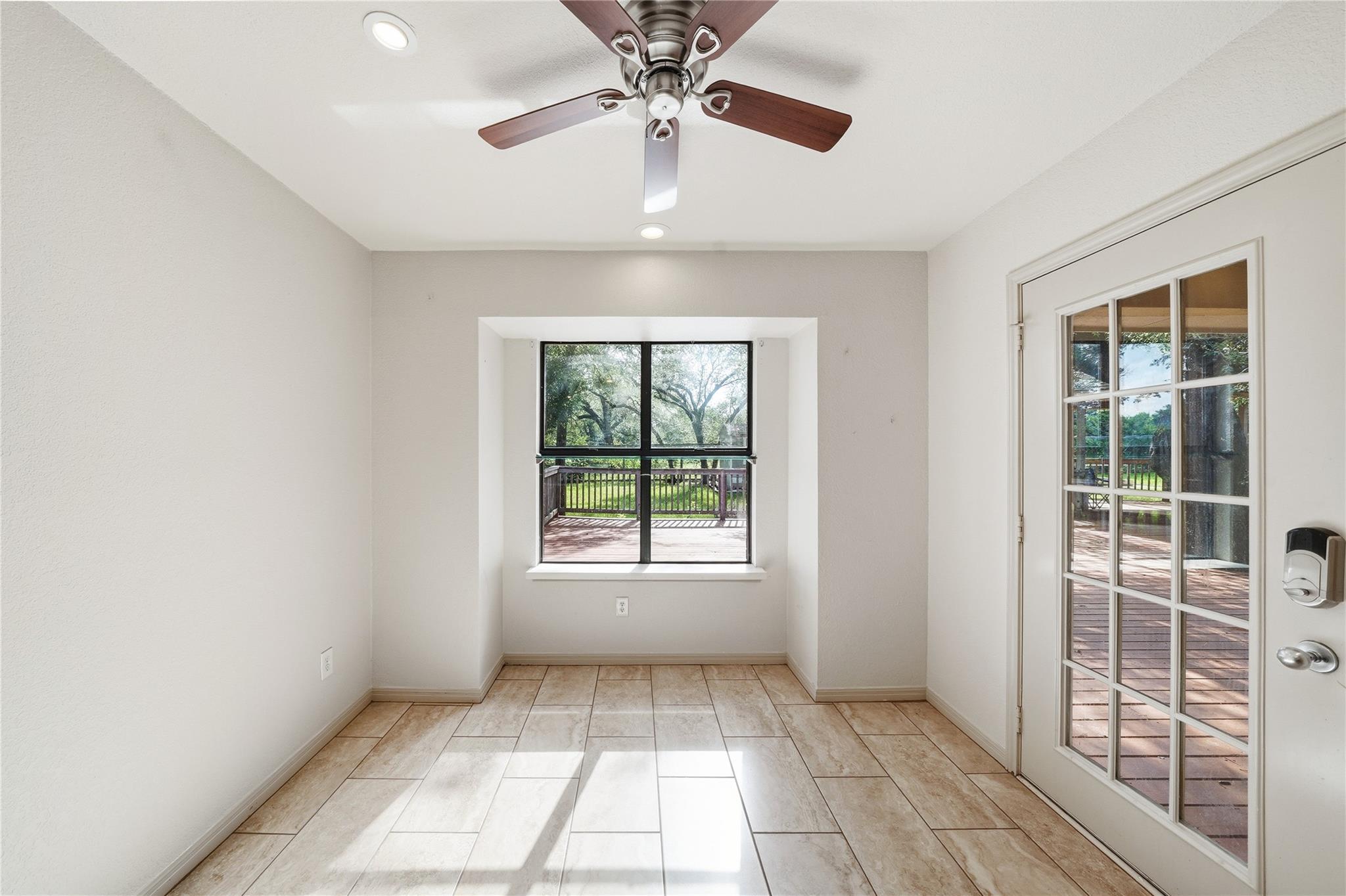 203 Shoal Dr, Georgetown, TX 78633