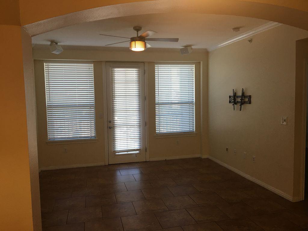 2505 San Gabriel St # 204, Austin, TX 78705