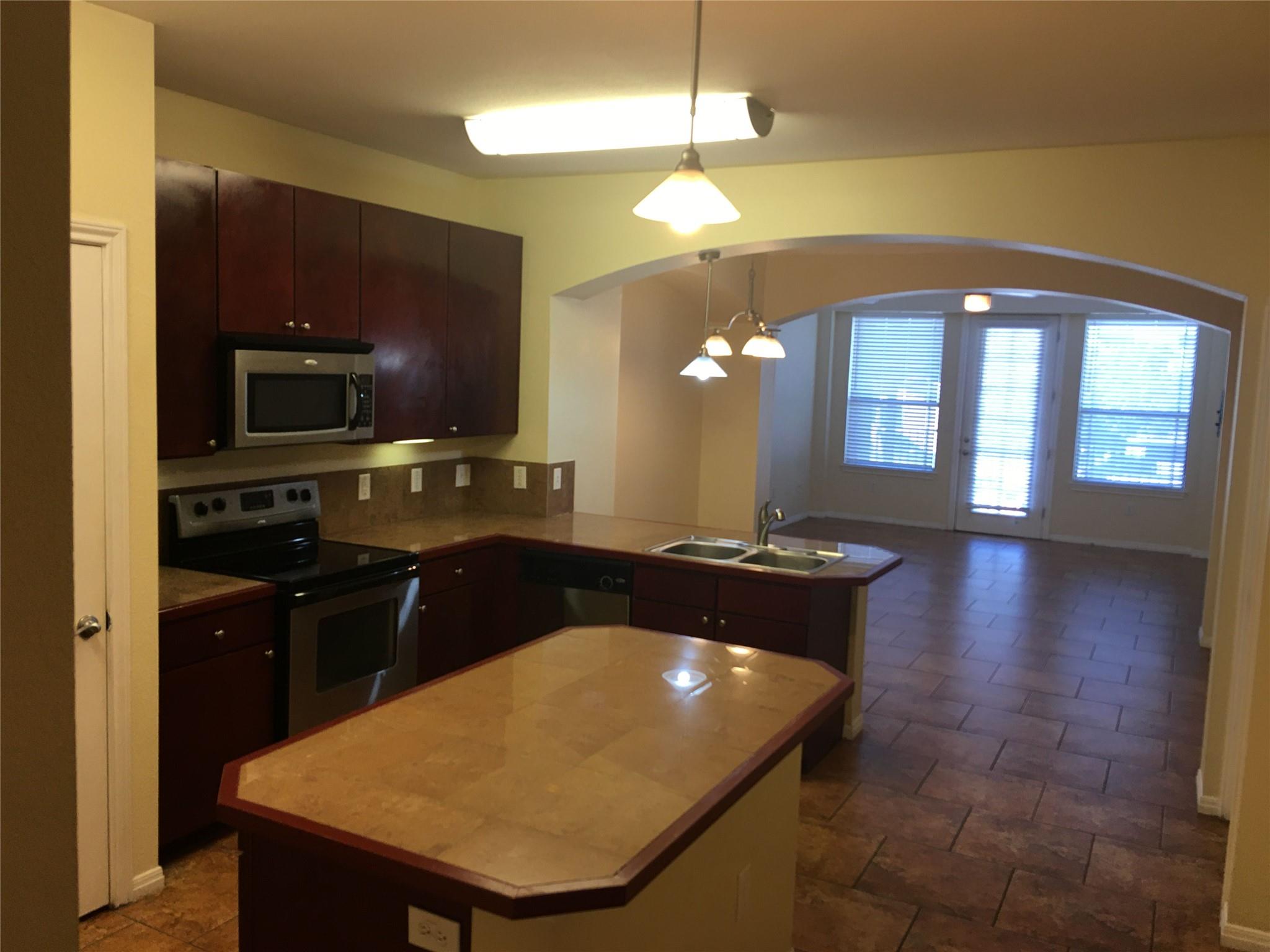 2505 San Gabriel St # 204, Austin, TX 78705