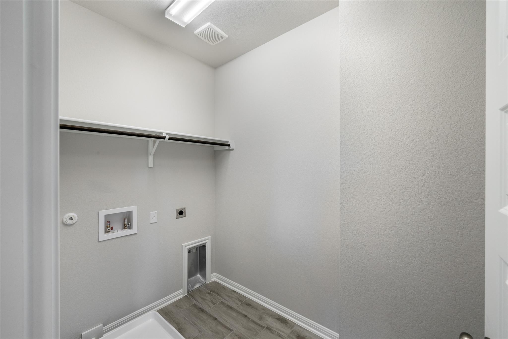 104 Chalk Lake Cv, Georgetown, TX 78633