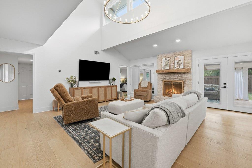 5017 Trail West Dr, Austin, TX 78735