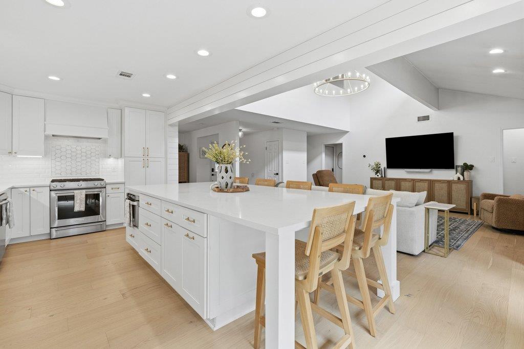 5017 Trail West Dr, Austin, TX 78735