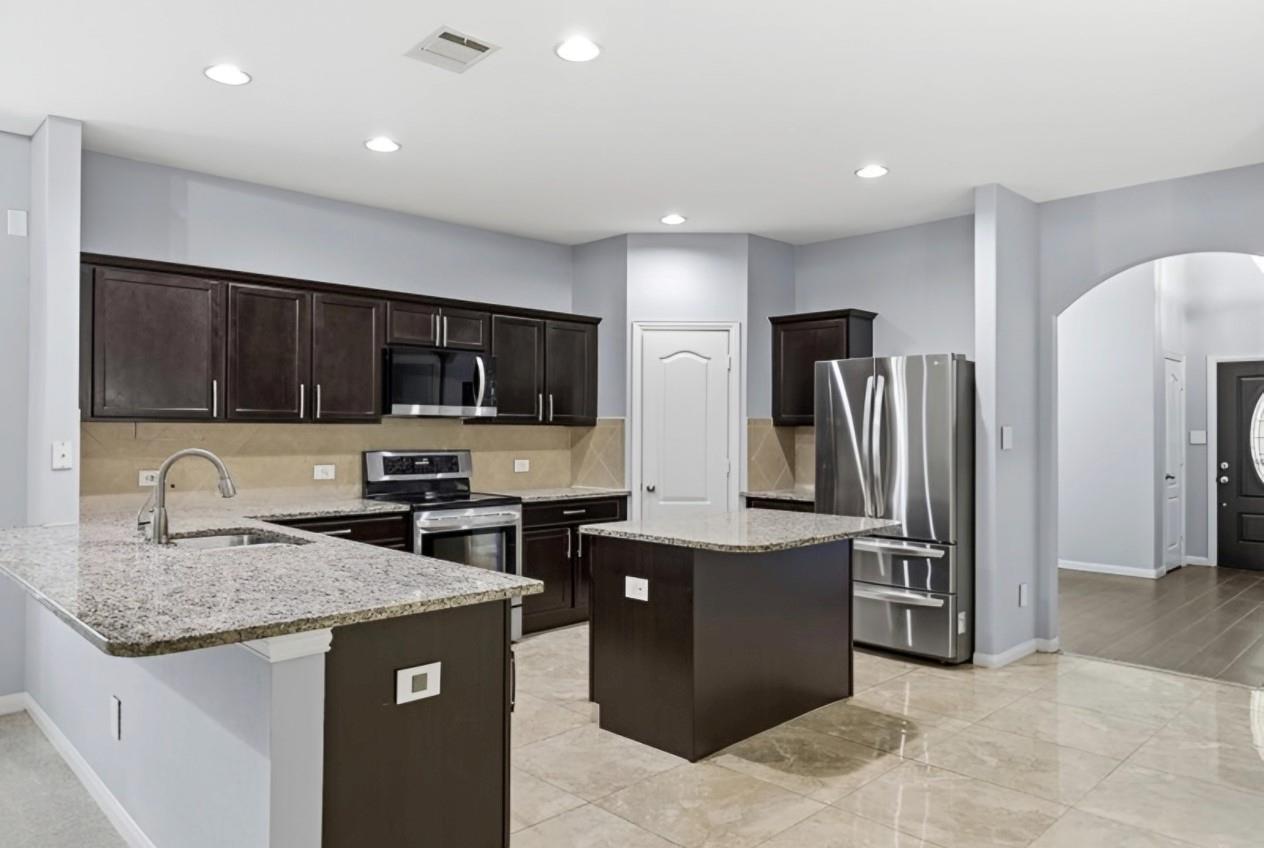 120 Bufflehead Ln, Leander, TX 78641
