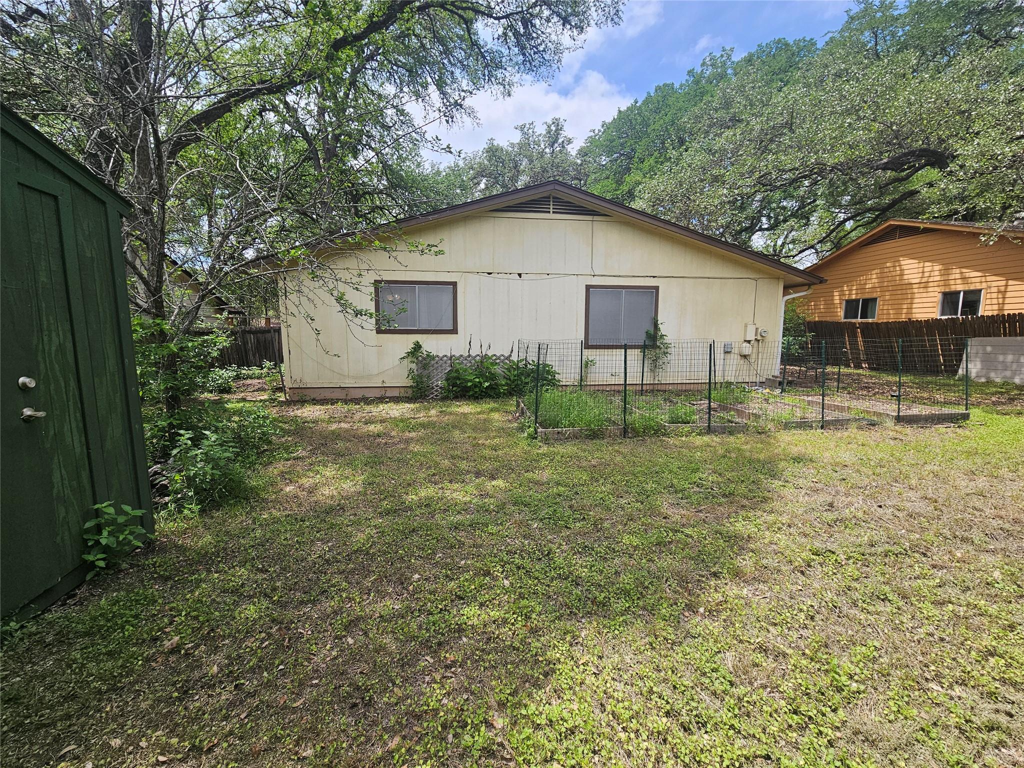 8909 Texas Sun Dr, Austin, TX 78748