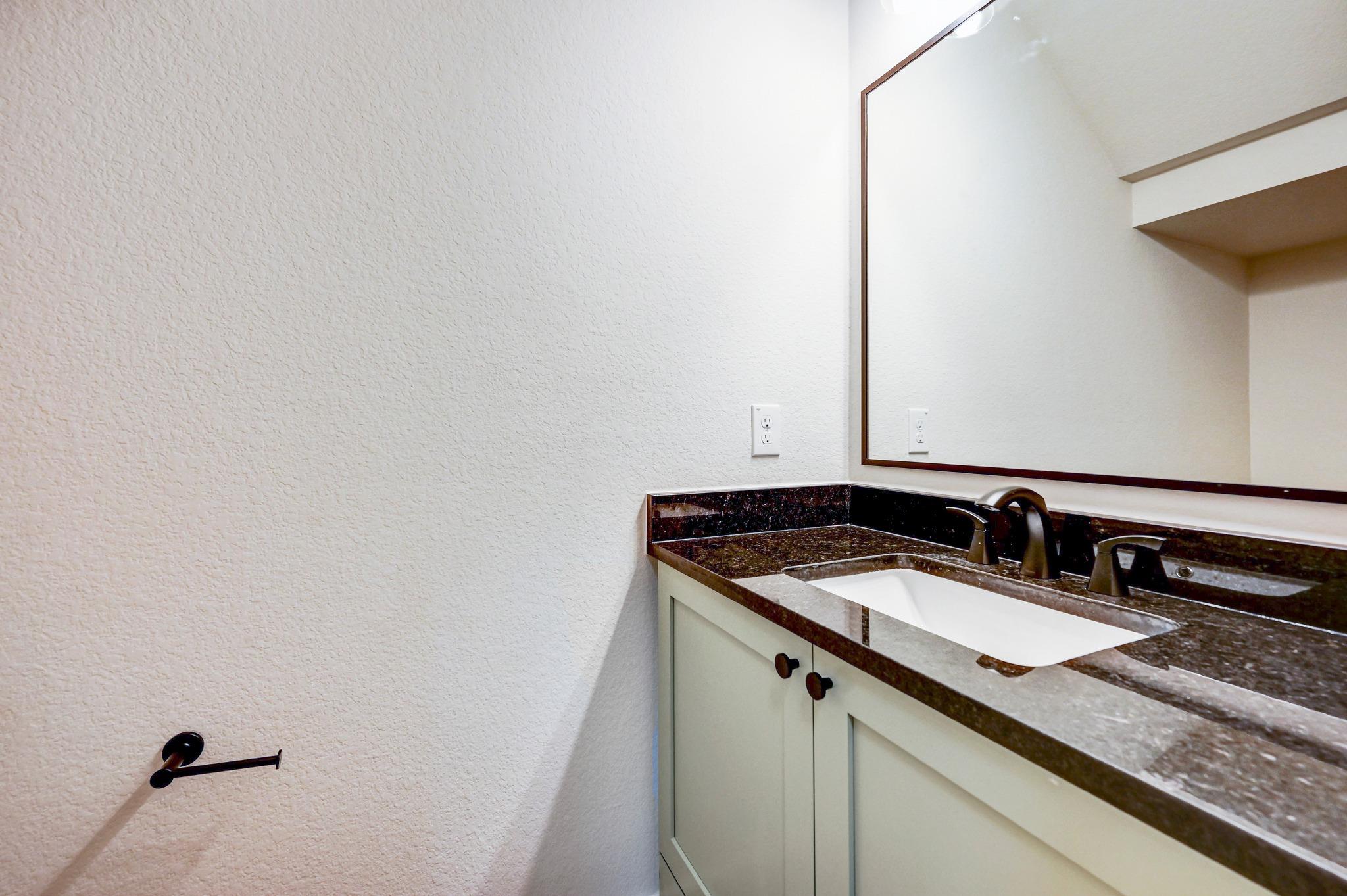 12 Wilson Cir, Wimberley, TX 78676