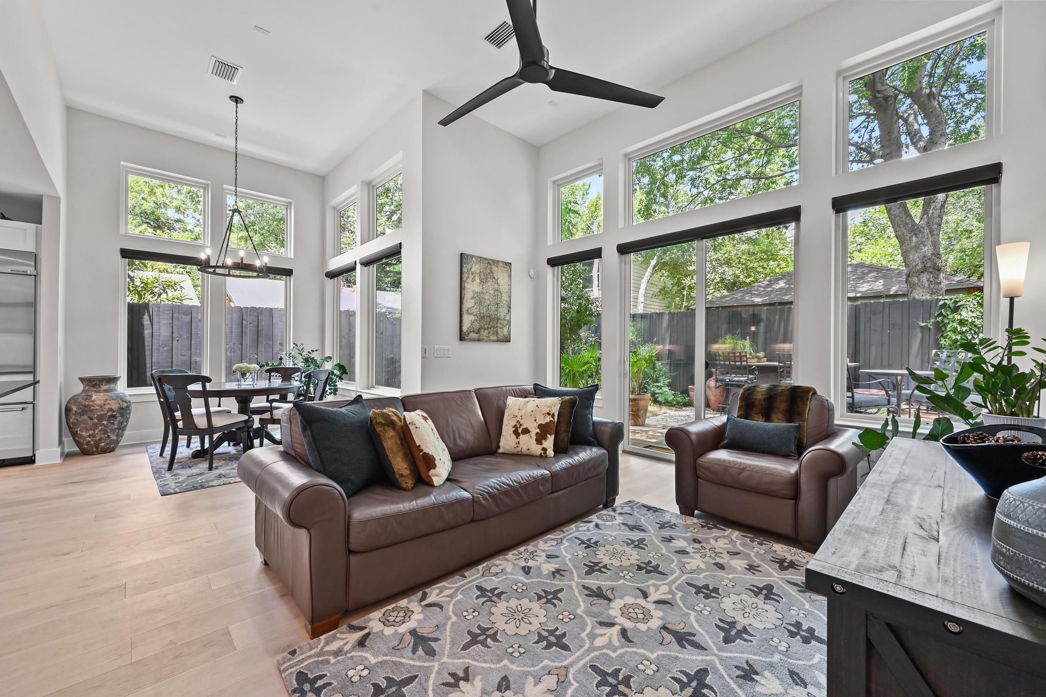 2326 Santa Rosa St, Austin, TX 78702