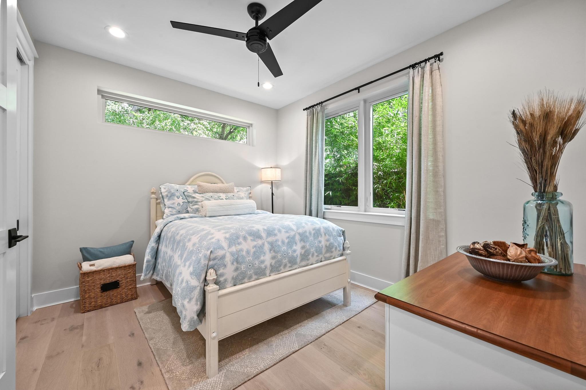 2326 Santa Rosa St, Austin, TX 78702