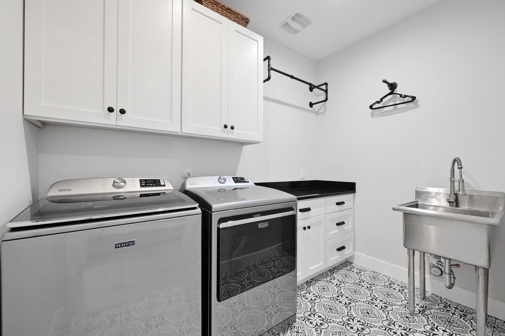 2326 Santa Rosa St, Austin, TX 78702