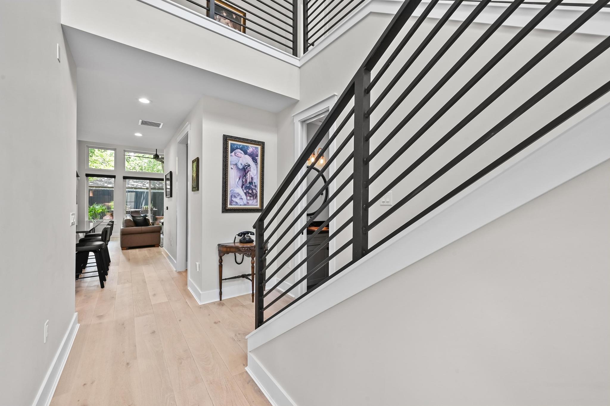 2326 Santa Rosa St, Austin, TX 78702