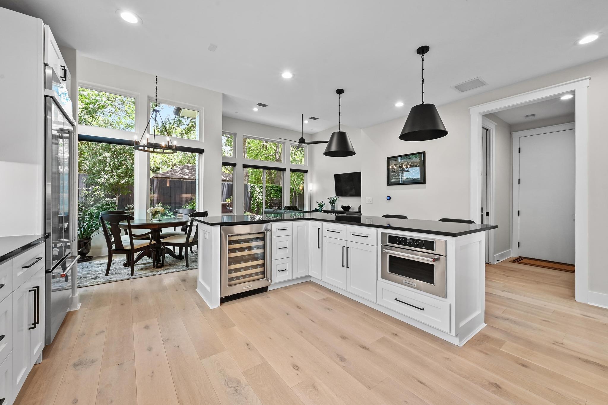 2326 Santa Rosa St, Austin, TX 78702