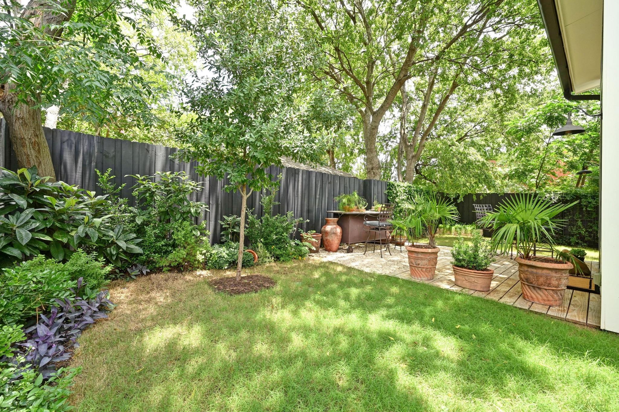 2326 Santa Rosa St, Austin, TX 78702