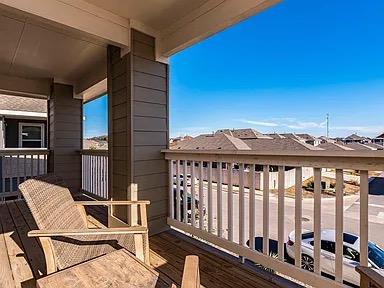 207 Wainscot Oak Way, San Marcos, TX 78666