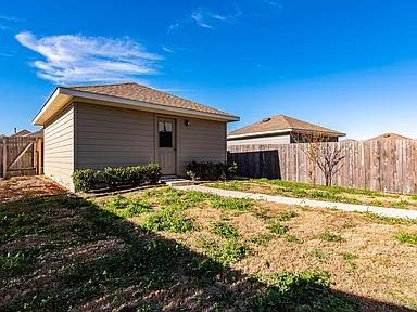 207 Wainscot Oak Way, San Marcos, TX 78666