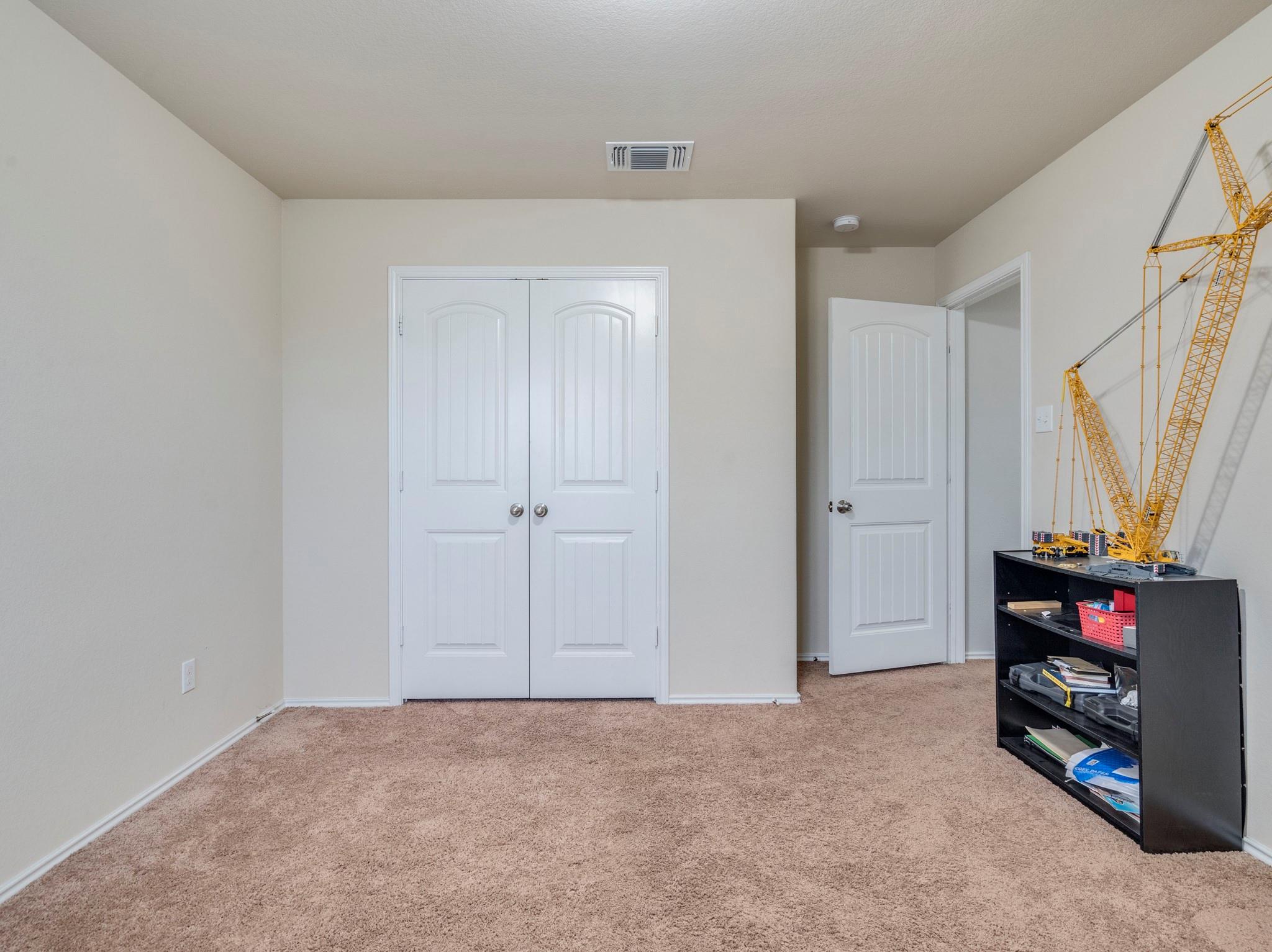 213 Ammonite Ln, Jarrell, TX 76537